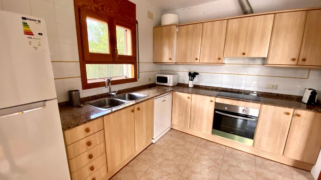 Kuchyňa alebo kuchynka v ubytovaní VILLA BONITA
