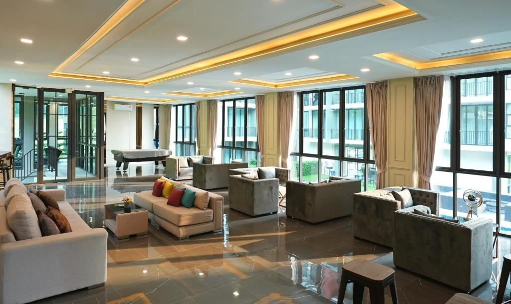 Posezení v ubytování Execlusive Suite 209 by Forest Khaoyai
