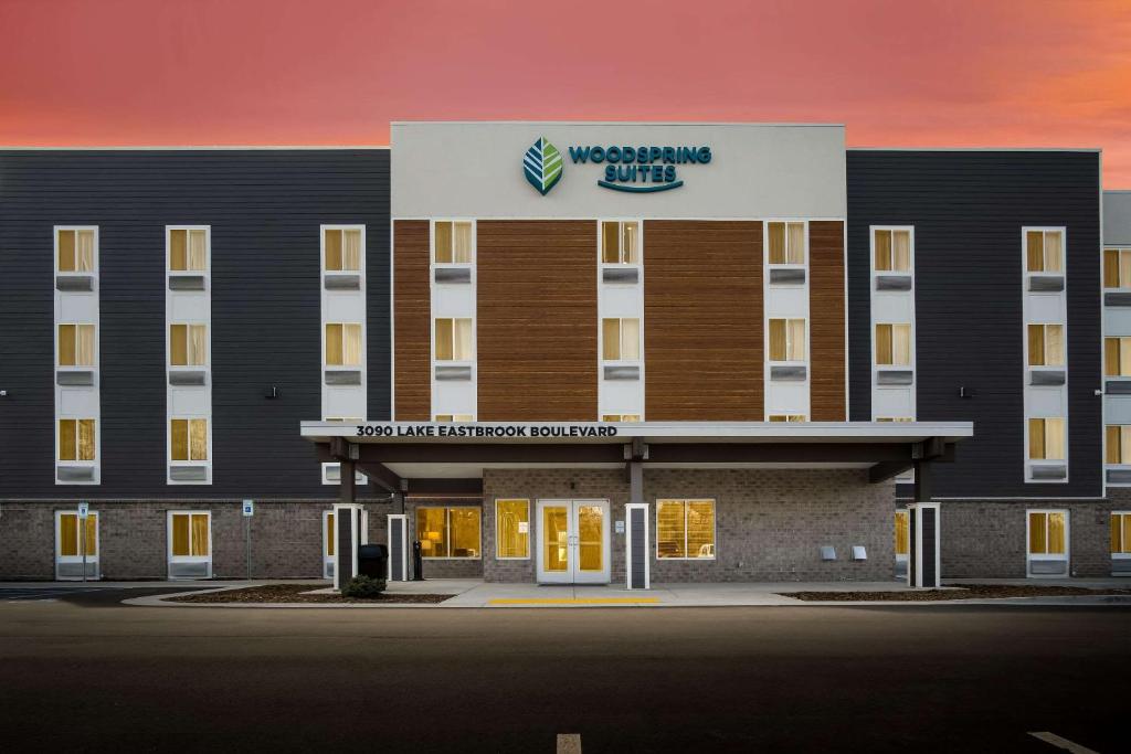 WoodSpring Suites Grand Rapids Kentwood photo