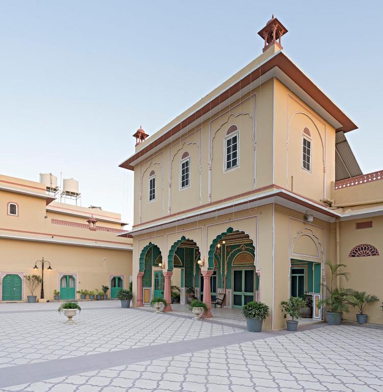Narayan Niwas Palace: Unveil the Royal Heritage Experience Narayan Niwas Palace: Unveil the Royal Heritage Experience