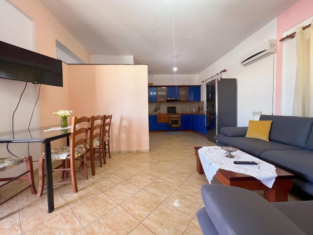 Kristel Holiday Apartment - Imazhi 5