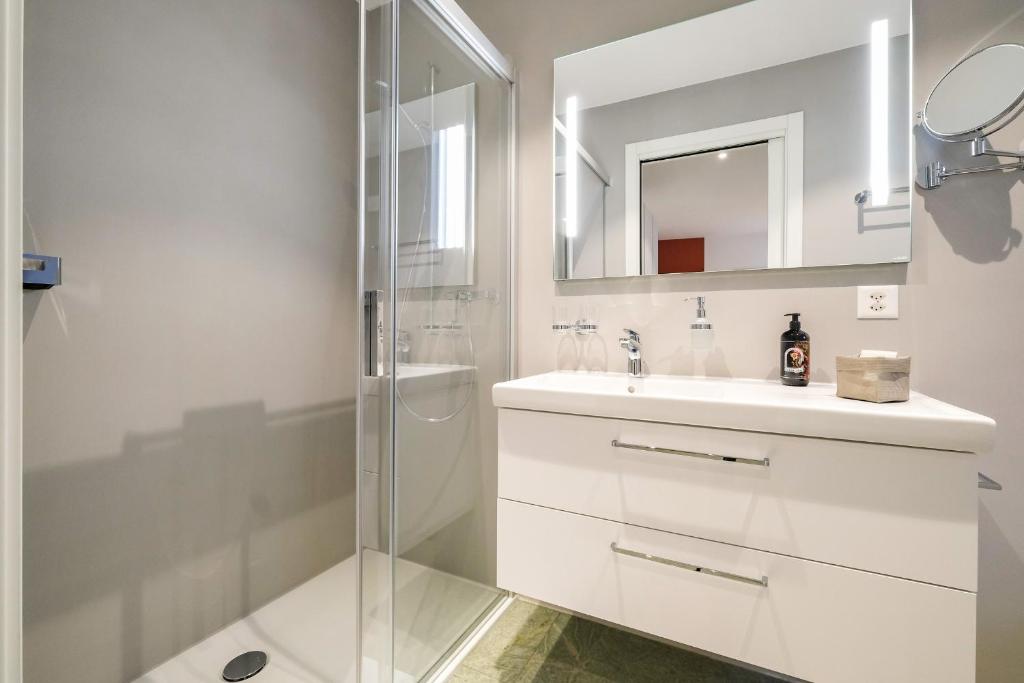 Boutique Hotel Piazza Grande - Resim 12