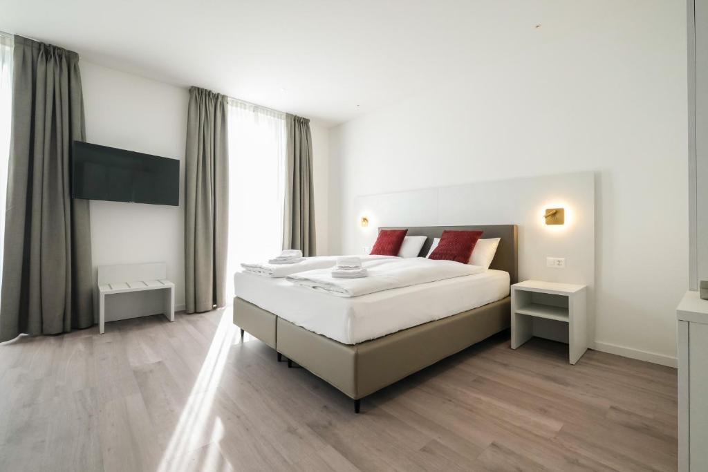 Boutique Hotel Piazza Grande - Resim 11