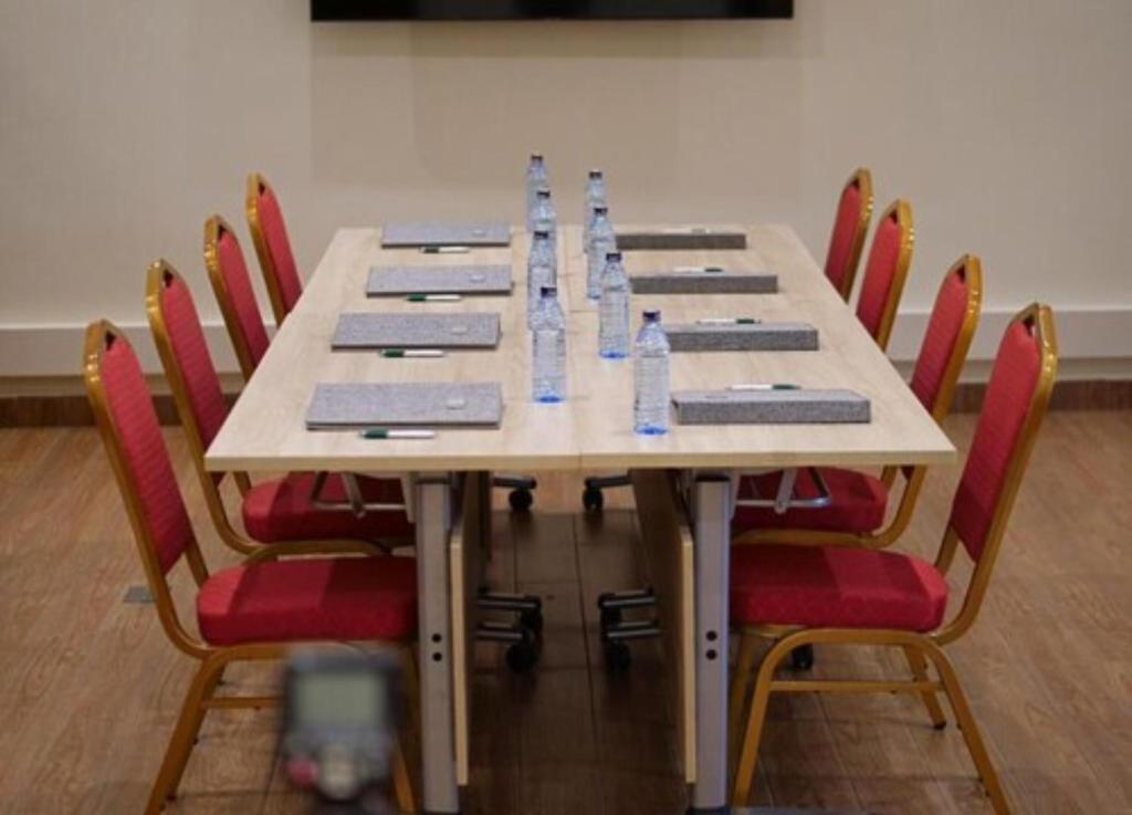 Konferenční prostory v ubytování West Lerruat Hotel