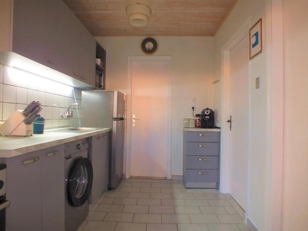 A kitchen or kitchenette at Asprovalta Family Villas