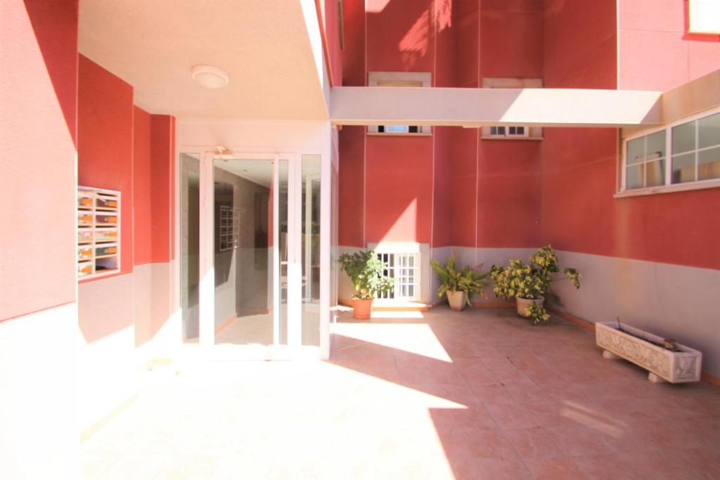 Fotografie z fotogalerie ubytování Apartamento con magnífica terraza en El Campello C105 v destinaci Alicante
