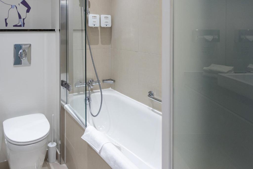 
Standard  Double Room
