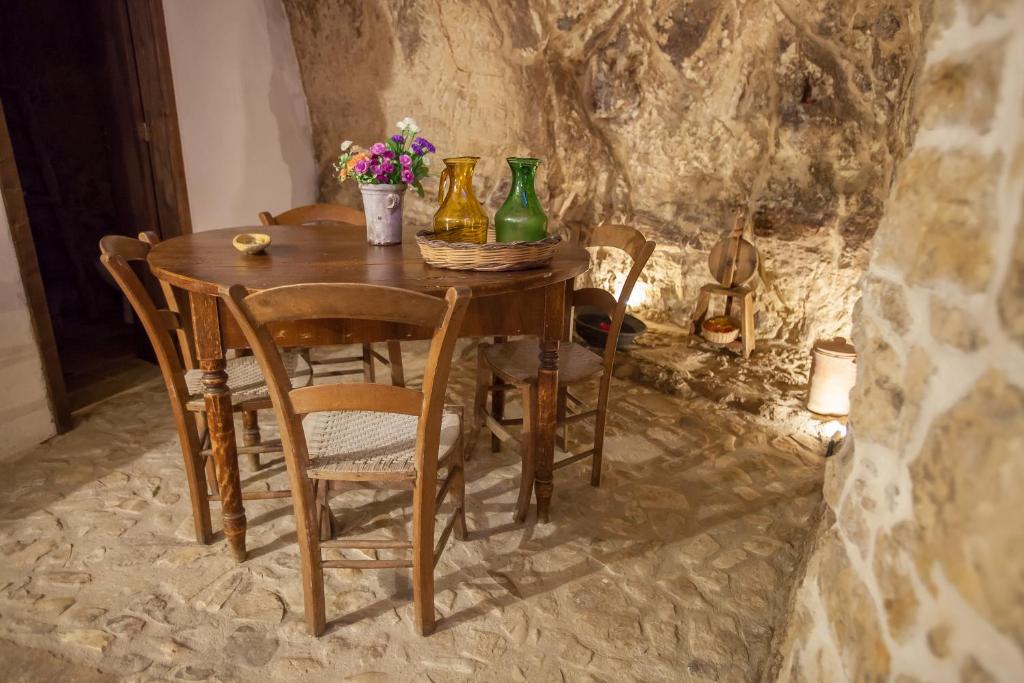 Nápoje v ubytovaní Case degli Avi 2, antico abitare in grotta