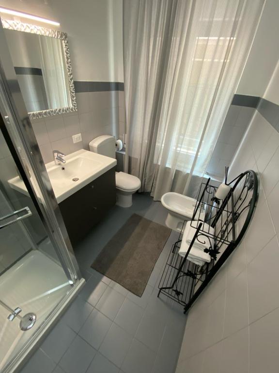 Łazienka w obiekcie Delle Rose Rooms
