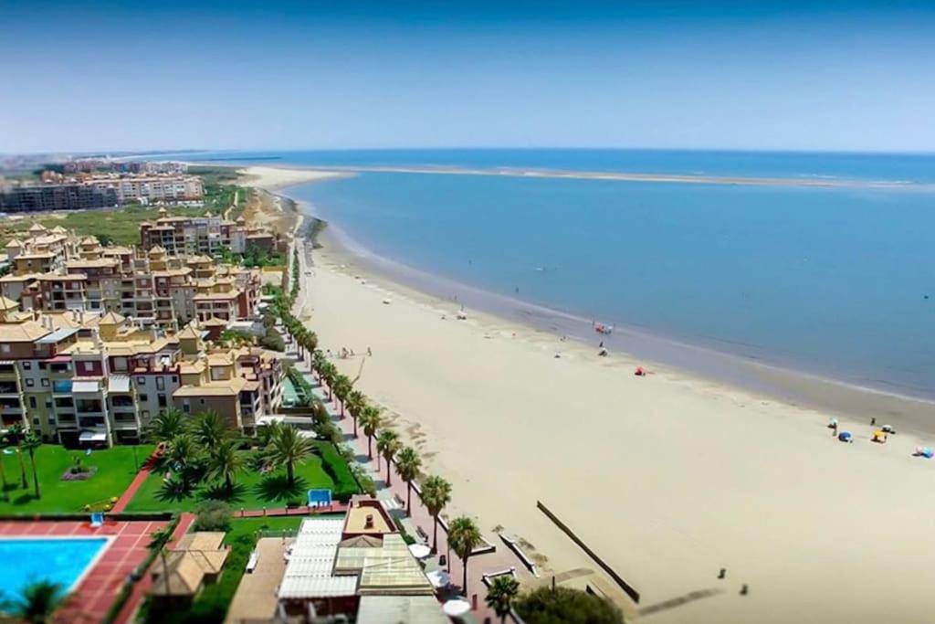 Fotografie z fotogalerie ubytování Centro de Ayamonte. Junto al río Guadiana y nuevo puerto deportivo. v destinaci Ayamonte