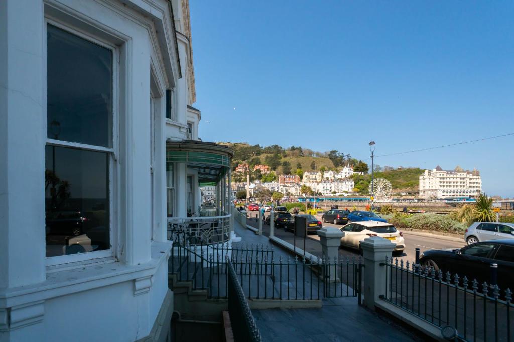 Esplanade Hotel Llandudno - Resim 9