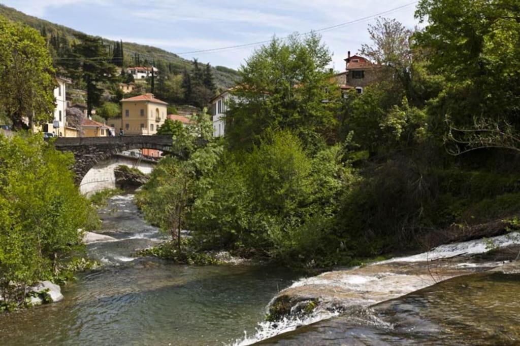 Kép Casa Pepe con AC e wifi in borgo ligure szállásáról Borgomaróban a galériában