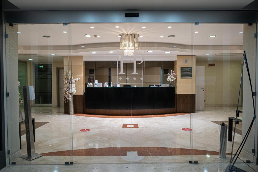 Vstupní hala nebo recepce v ubytování Hotel Premiere