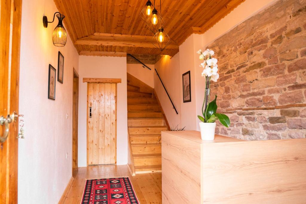 Imagem da galeria de Porta7 Hotel em Gjirokastër