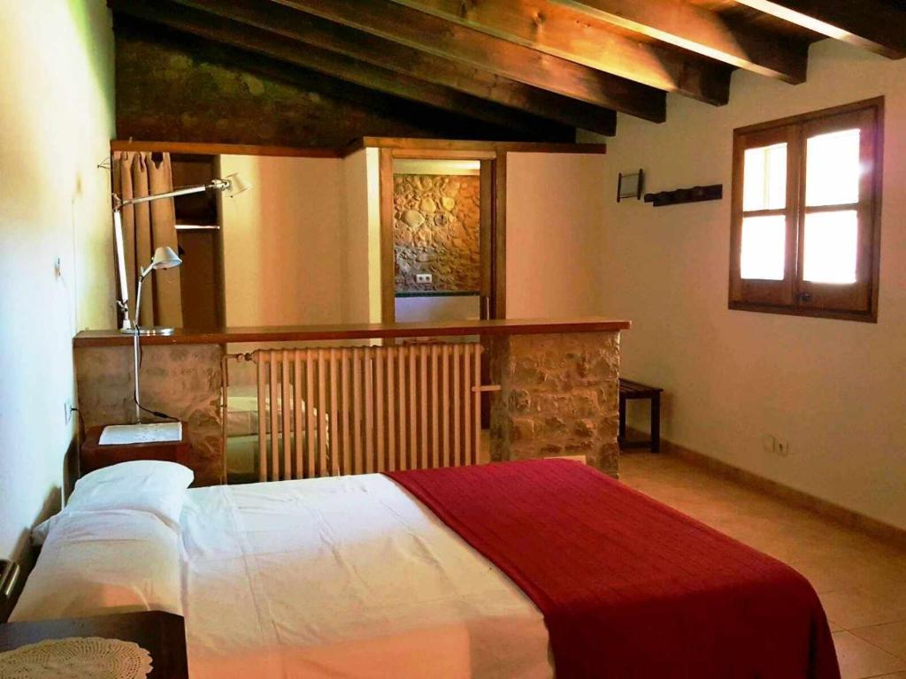 Fotografie z fotogalerie ubytování Masía restaurada con piscina privada28 pax v destinaci Girona