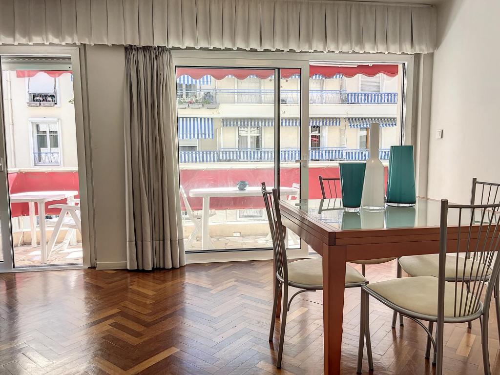 Balkón alebo terasa v ubytovaní 1 bedroom Latour Maubourg Cannes Riviera 245