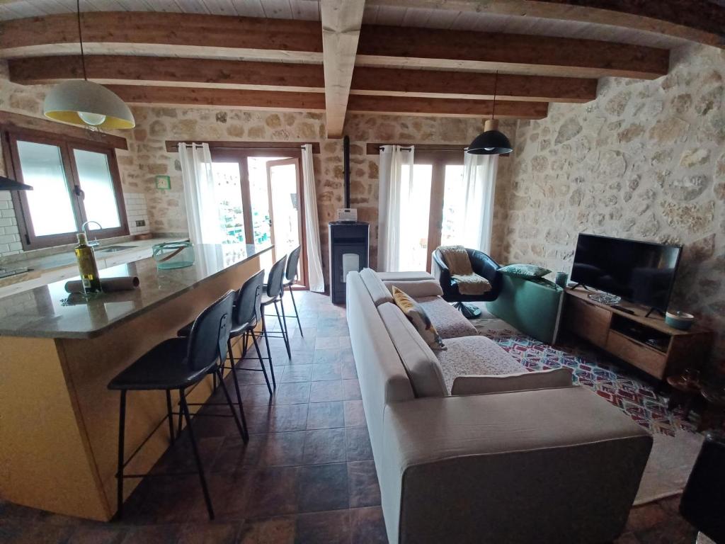 TV a/nebo společenská místnost v ubytování El Corral de Avelina