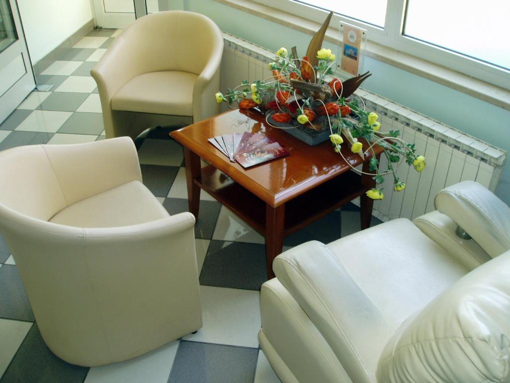 Posezení v ubytování Hotel Zephyr - Plovanija