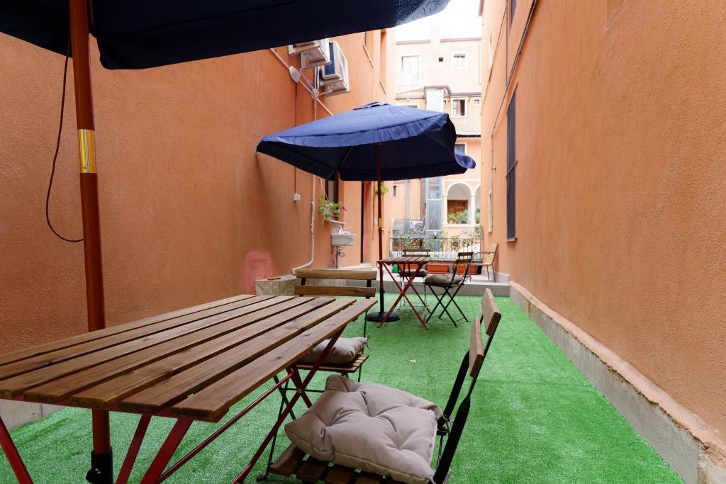 Casta Diva Holiday Rooms - 16