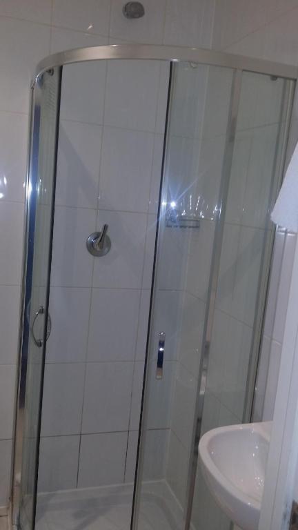 Koupelna v ubytování Arriva Hotel