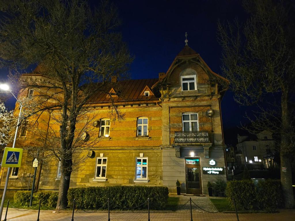 Budova, v ktorej sa apartmán nachádza