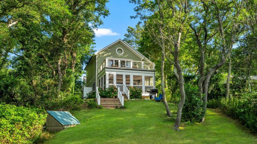 Wine Country Beach House, Jamesport (updated prices 2024)