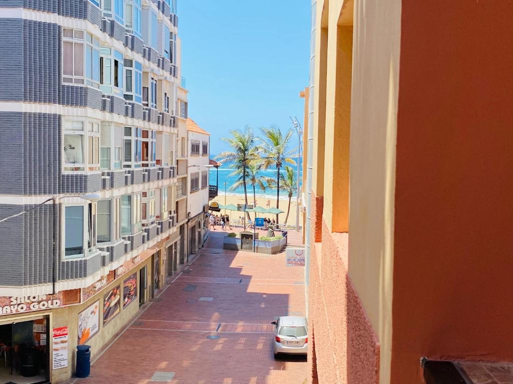 Salvador Cuyas "Apartamento el Mar"