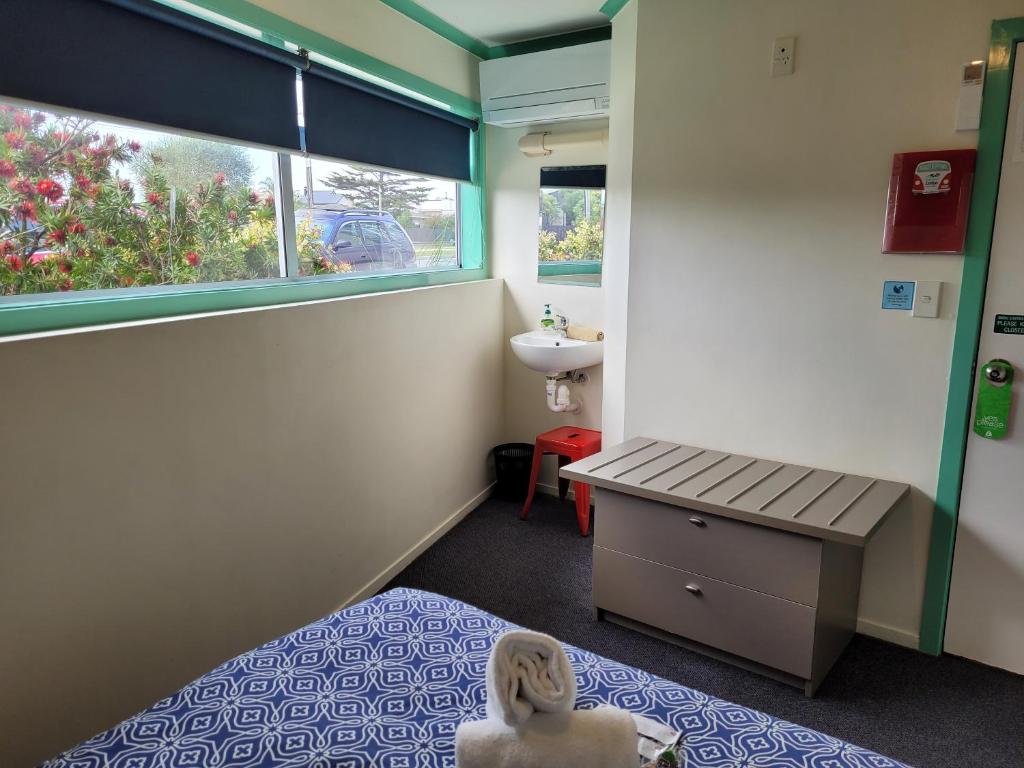 Pacific Coast Lodge and Backpackers - Resim 20