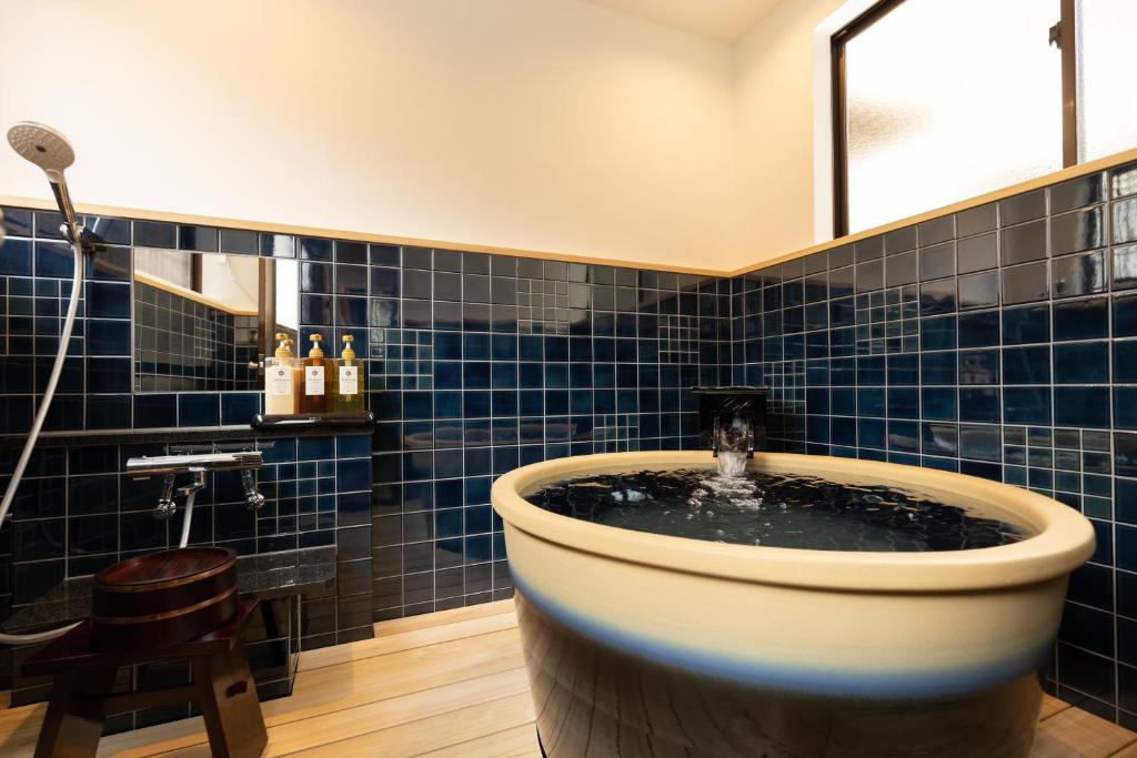 Koupelna v ubytování Classic ＆ modern SELF-STYLED HOTEL 番場おおそね