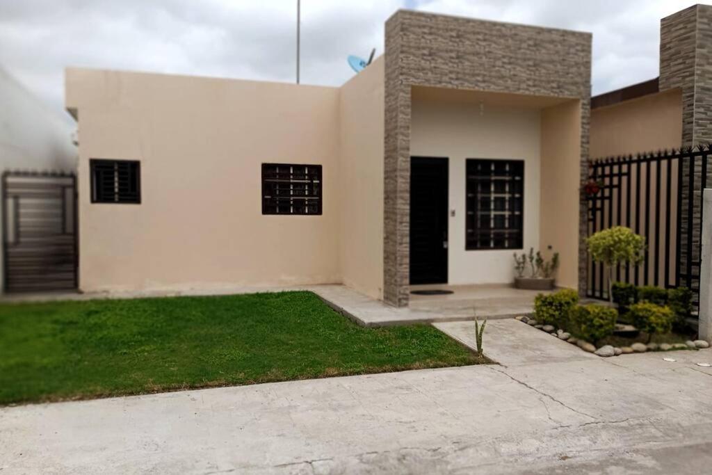 Casa cerca de la Universidad de Montemorelos