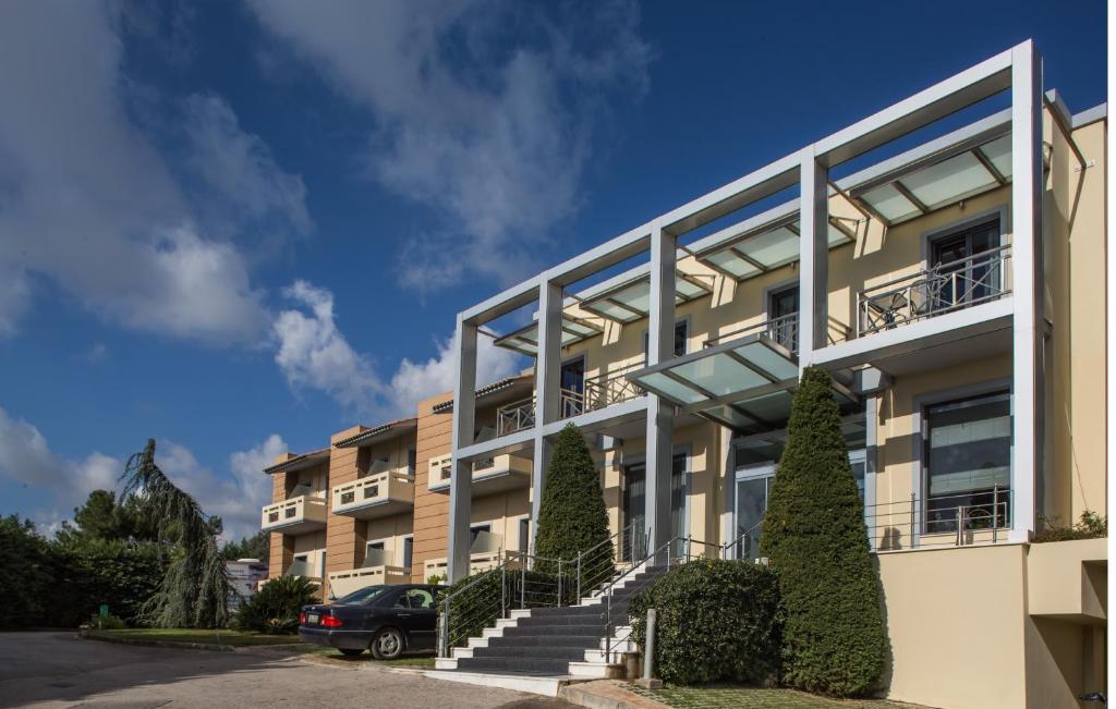 Dekelia Hotel - Resim 7