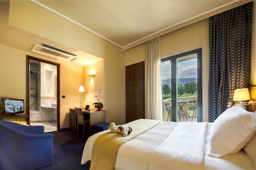 Dekelia Hotel - Resim 2