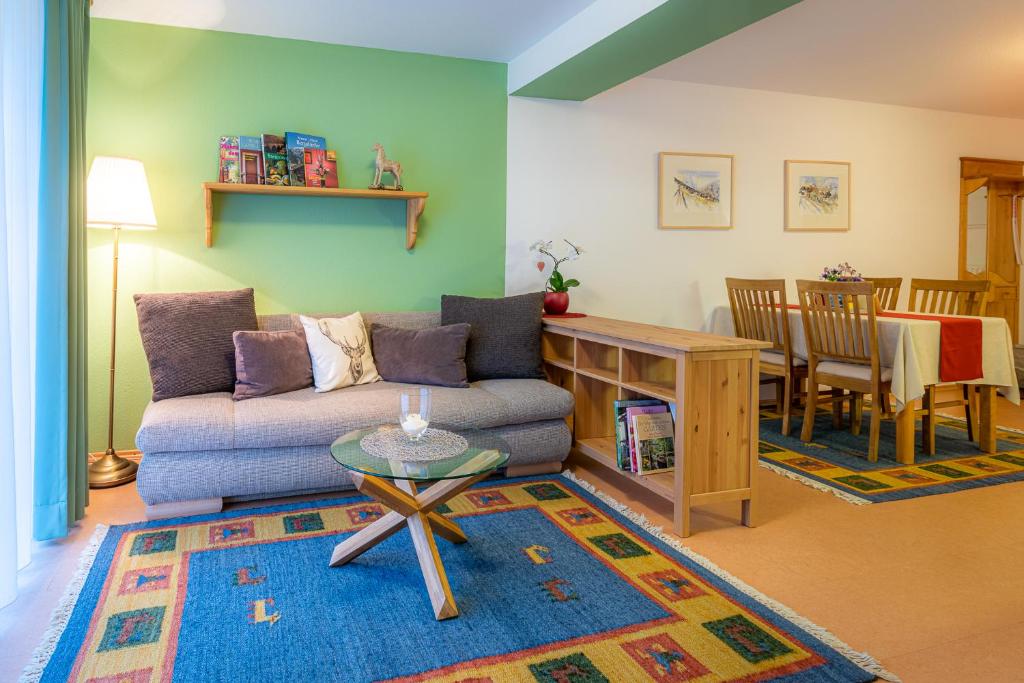 Ferienwohnungen Hotel Garni Dörflerwirt - Apartamento Con Terraza