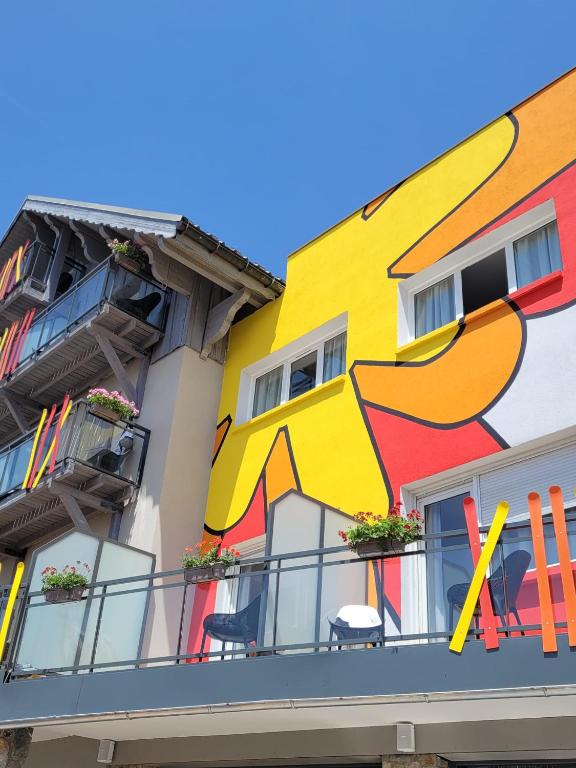Budova, kde se hotel nachází