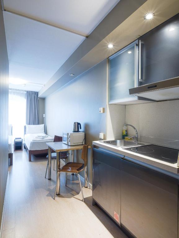 Central City Apartments - Resim 9