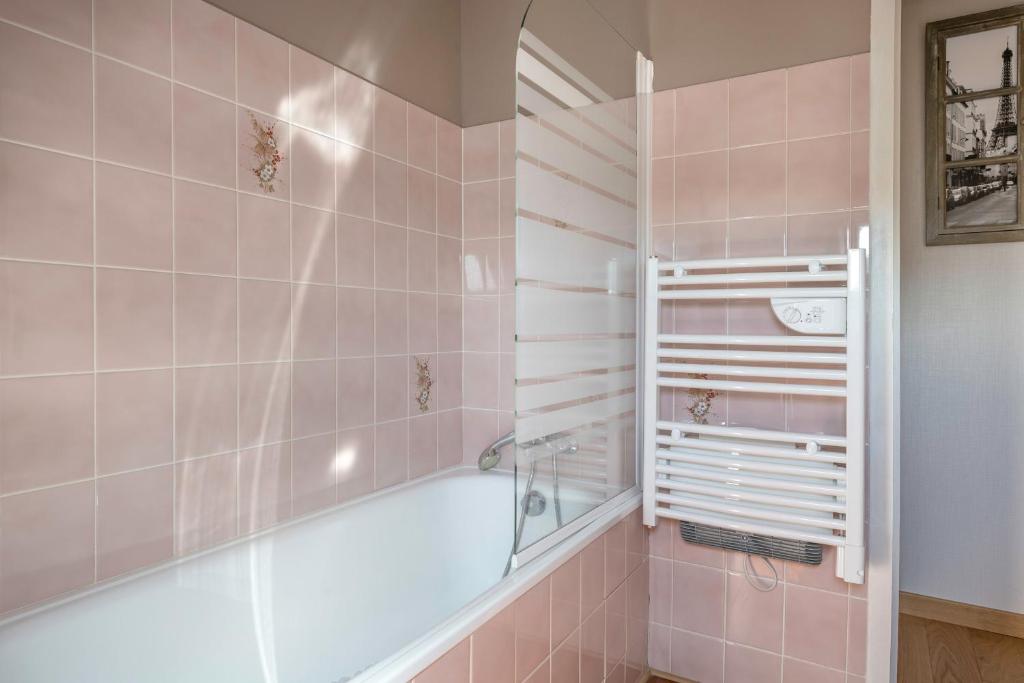 Kúpeľňa v ubytovaní Charmante maison entre La Baule et Guérande