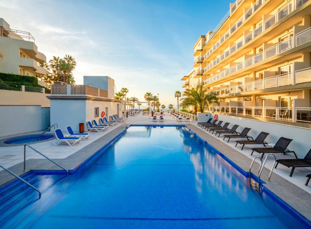 Hotel Las Arenas, Affiliated by Melia, Benalmádena ...