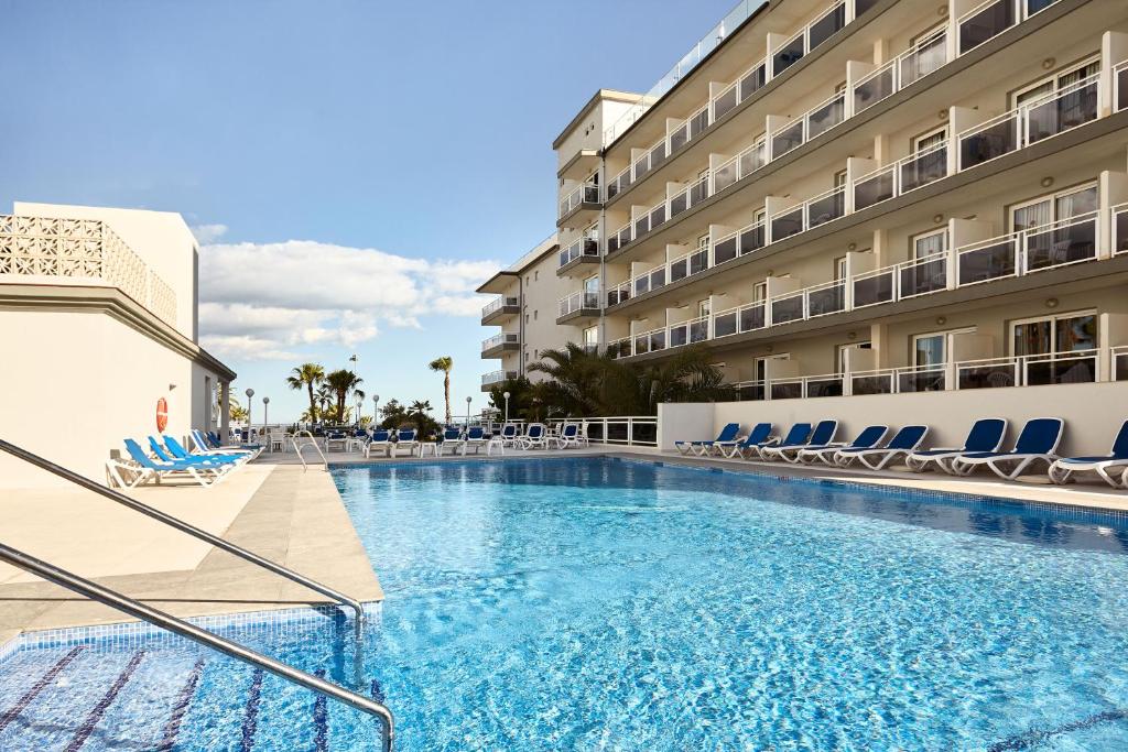 Hotel Las Arenas, Affiliated by Melia, Benalmádena ...