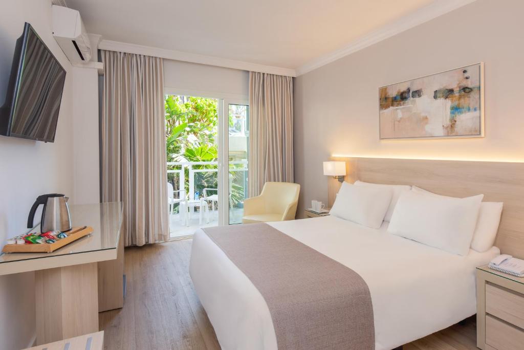 Hotel Las Arenas, Affiliated by Melia, Benalmádena ...