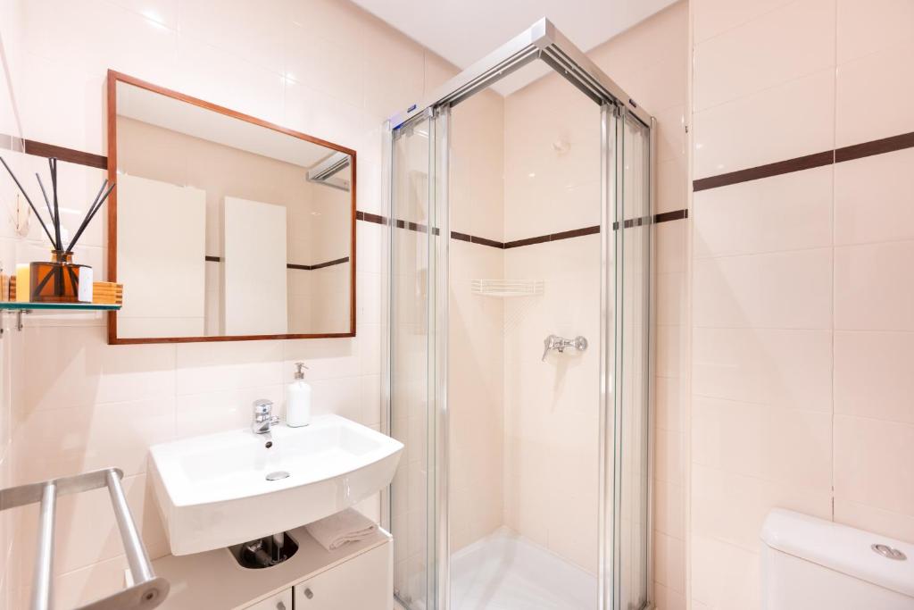 Fotografie z fotogalerie ubytování For you Rentals Elegante y colonial Apartamento TEMPORAL en Malasaña MAD28 v destinaci Madrid