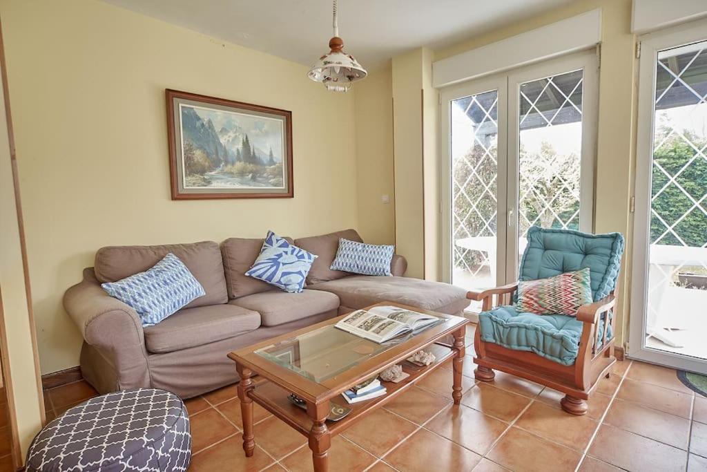Fotografie z fotogalerie ubytování Casa Caralveluna v destinaci Cubas