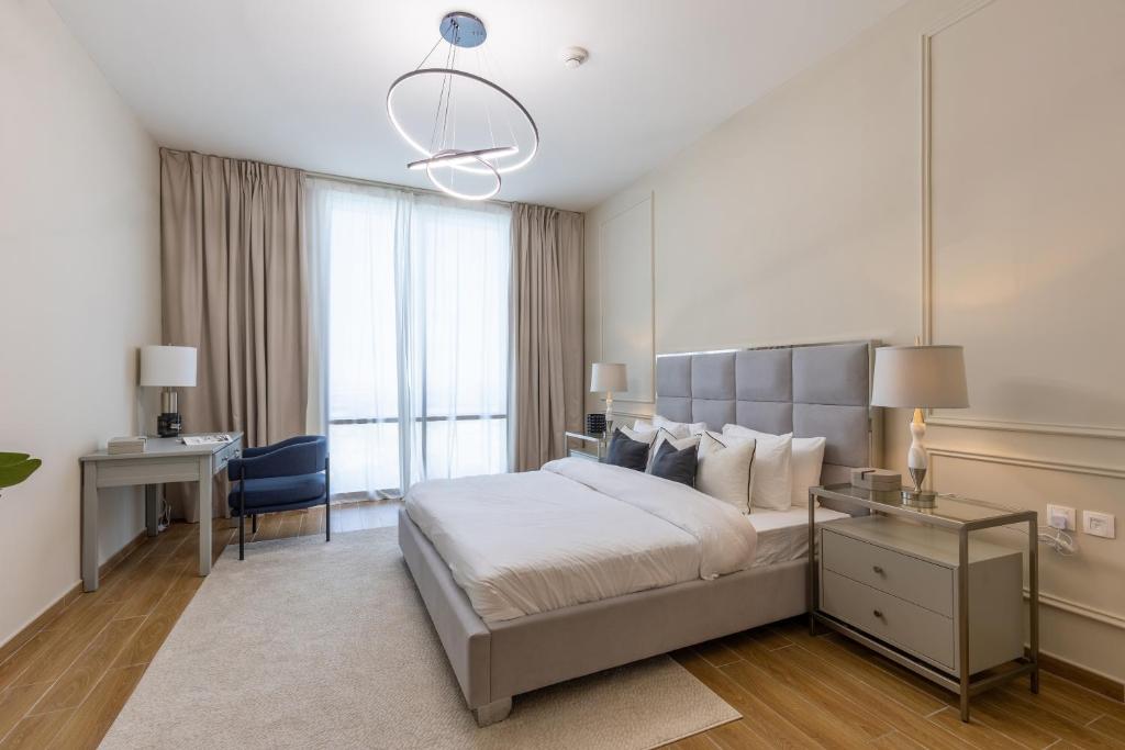 Sunny Sky 2 bedrooms apartment with pool view Meera tower, Dubai