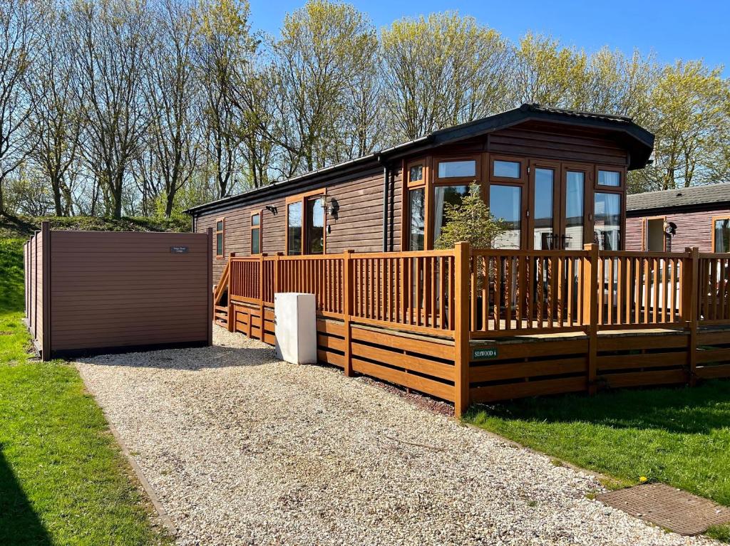 Hoone, kus puhkemaja asub