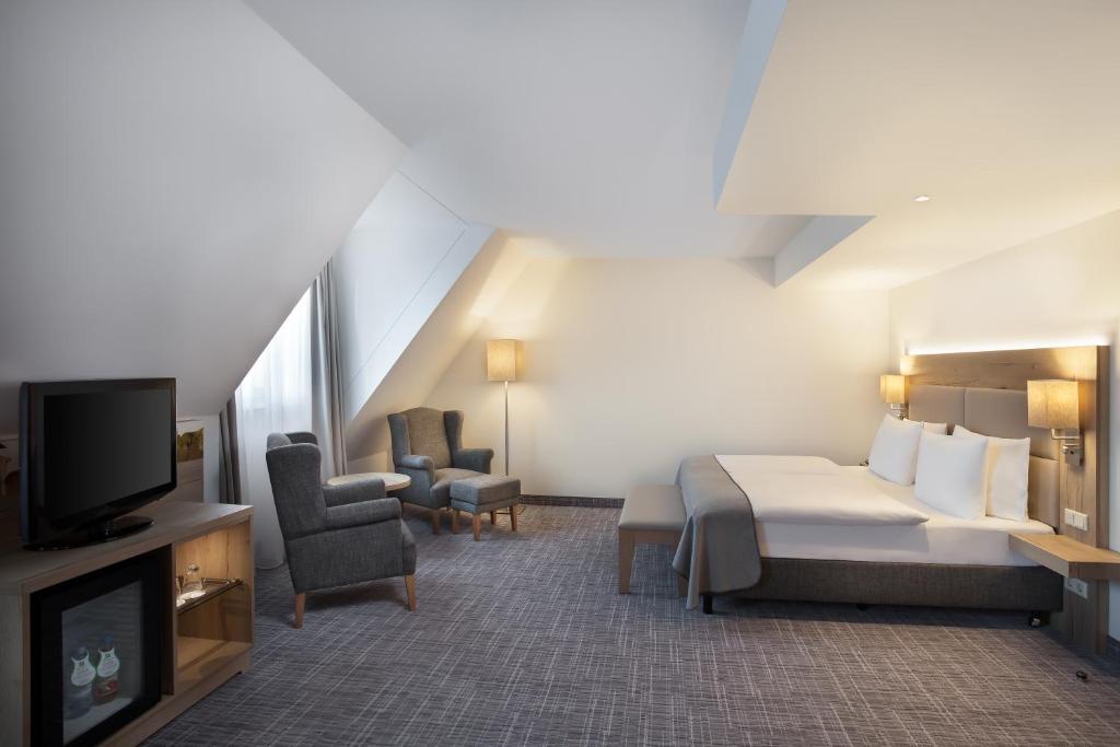 
Standard King Room

