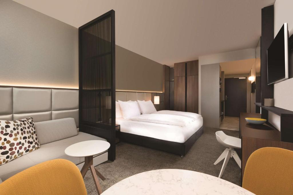 Adina Apartment Hotel Frankfurt Westend - Resim 2