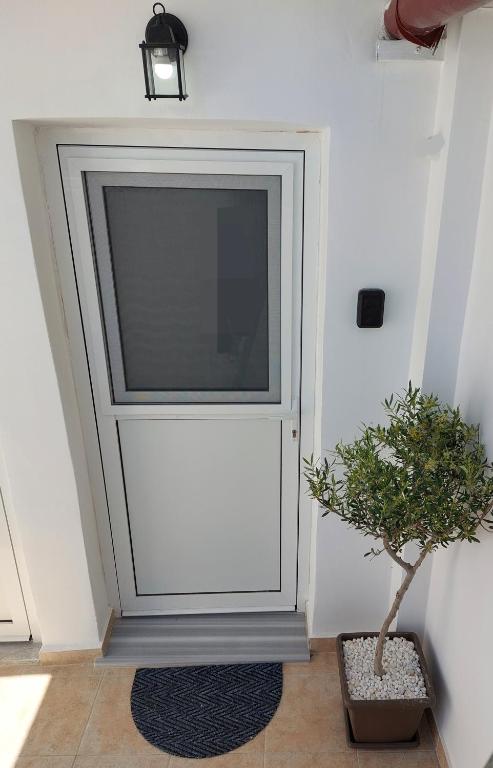 Fotografie z fotogalerie ubytování Afandou Square Apartment v destinaci Afantou