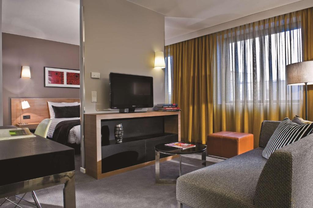 Adina Apartment Hotel Berlin Mitte - Resim 19