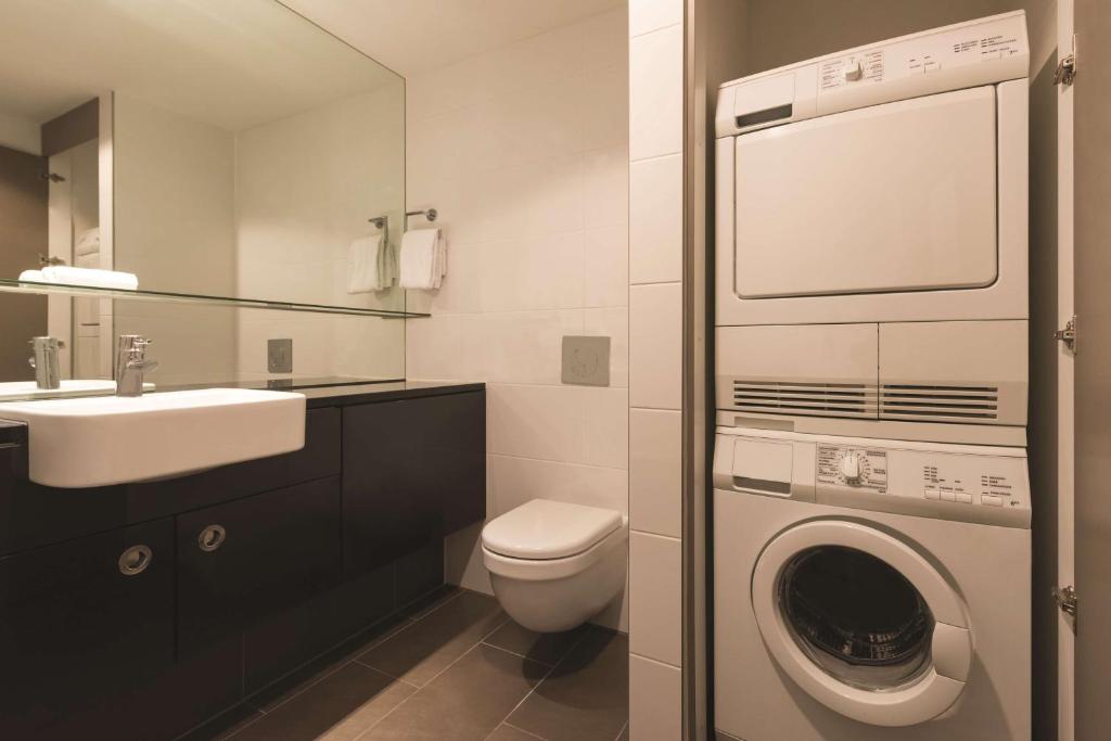 Adina Apartment Hotel Berlin Mitte - 16