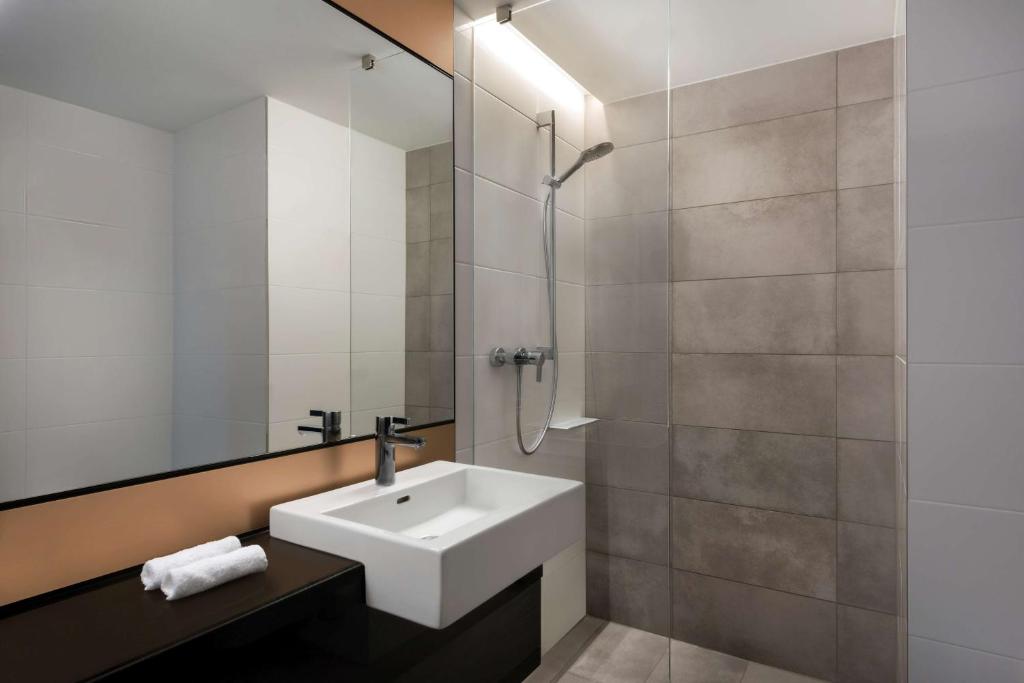 Adina Apartment Hotel Leipzig - Resim 11