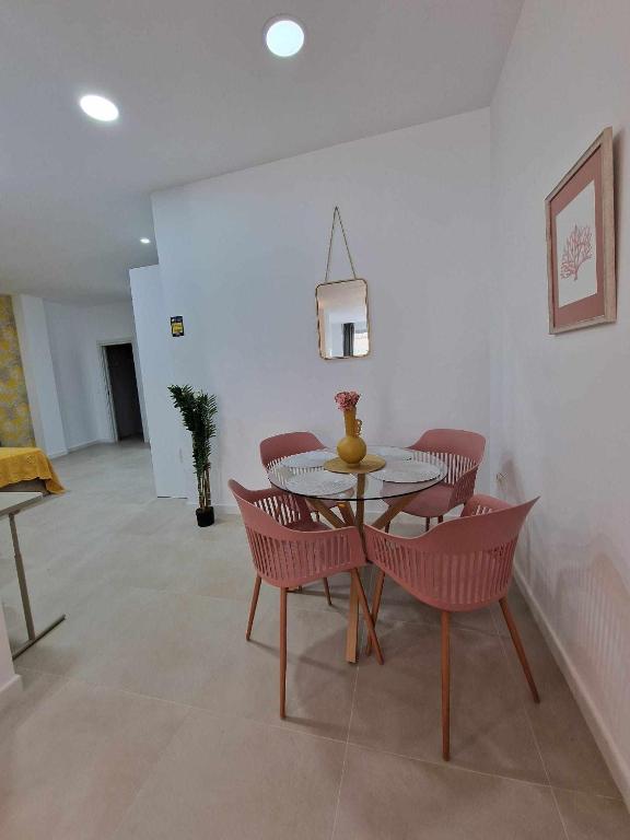 Posedenie v ubytovaní Moderno apartamento 3 en Calle Mármoles